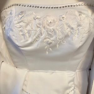 Wedding Gown + Veil + Train